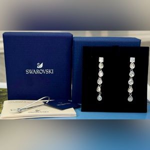 Swarovski Hedge Pierced Dangling Earrings. Length approx 2”.